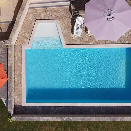 Ana With Pool, Large Garden, Near Villa *